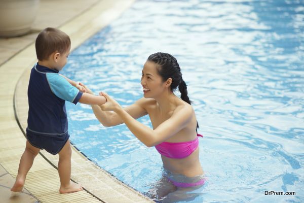 Chinese family in the pool